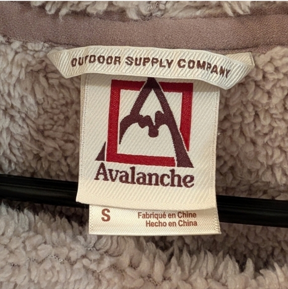 Avalanche Aztec Print Sherpa Lined Fleece - Picture 6 of 10